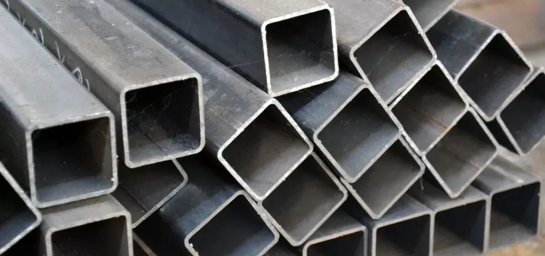 электросварные ЭСВ низколегированные квадратные трубы 160x4