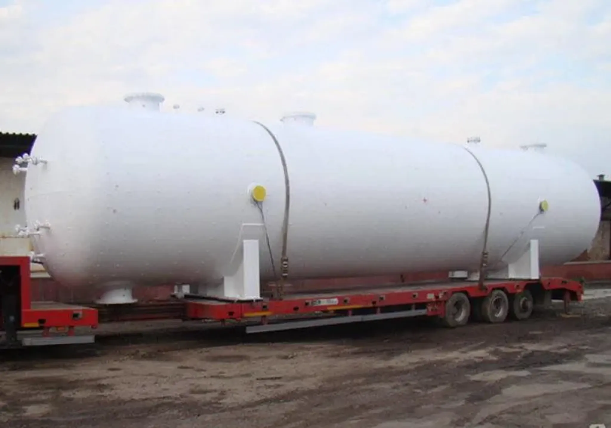 Проектирование, производство, поставка, монтаж и пуско-наладочные работы с гарантийным обслуживанием продукции - Отстойники нефти типа ОГН-П производство для сепарации в Алтайском крае