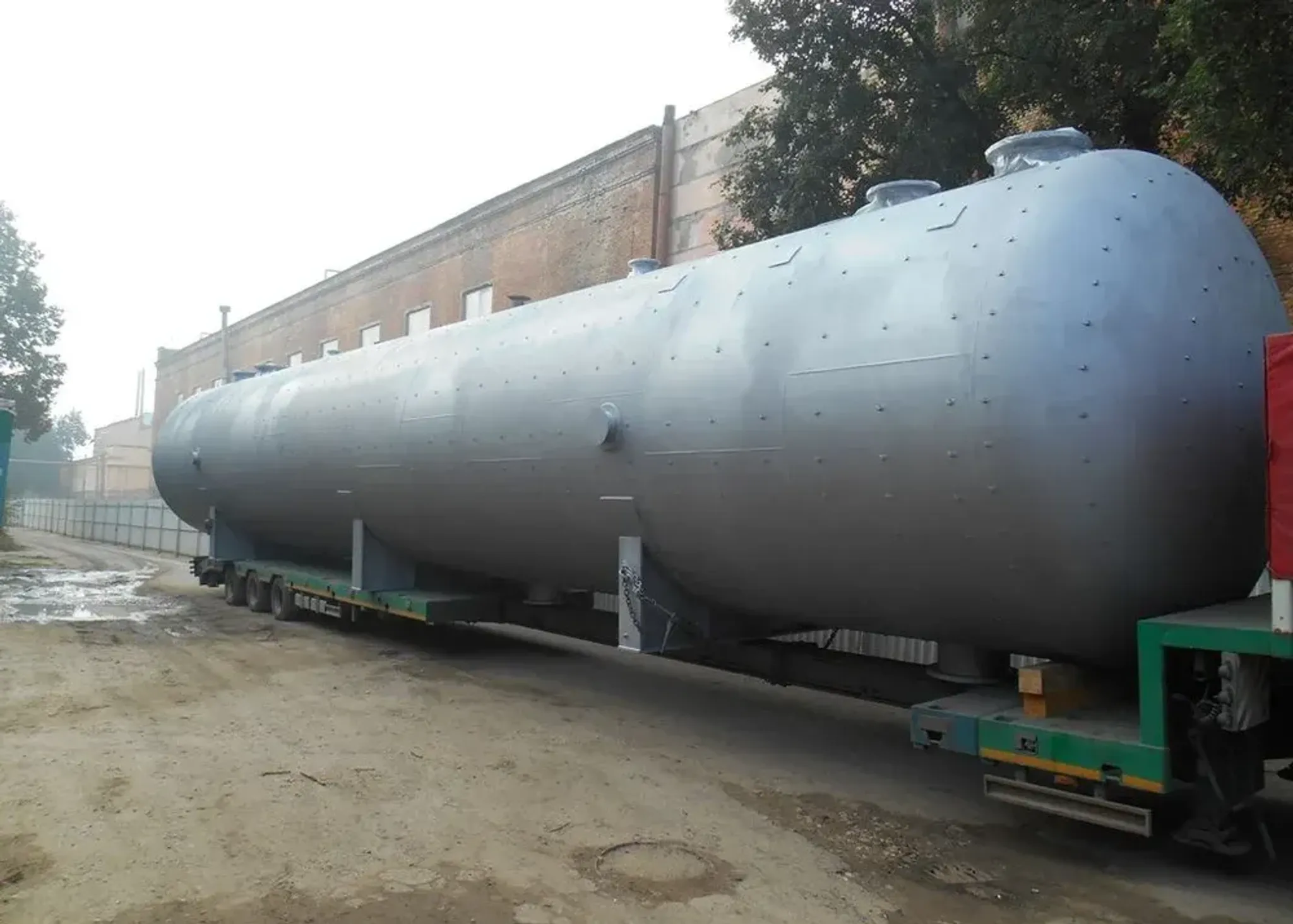 Производство отстойников воды типа ОГВ-Г: проектирование, поставка и монтаж сепараторов для Республики Коми