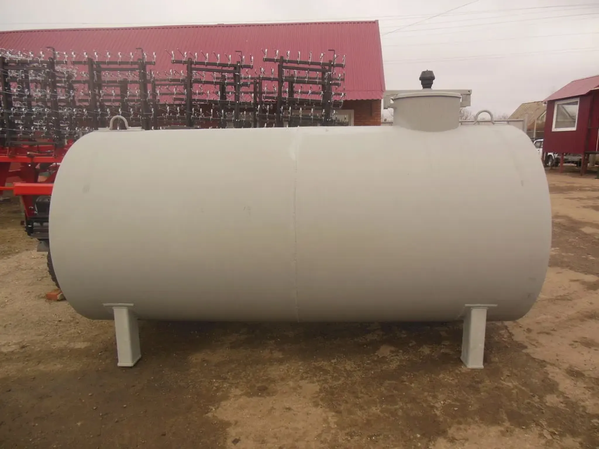 Баки напорные для хранения реагентов БНХ: Проектирование, производство, поставка, монтаж и пуско-наладочные работы с гарантией - Кабардино-Балкария