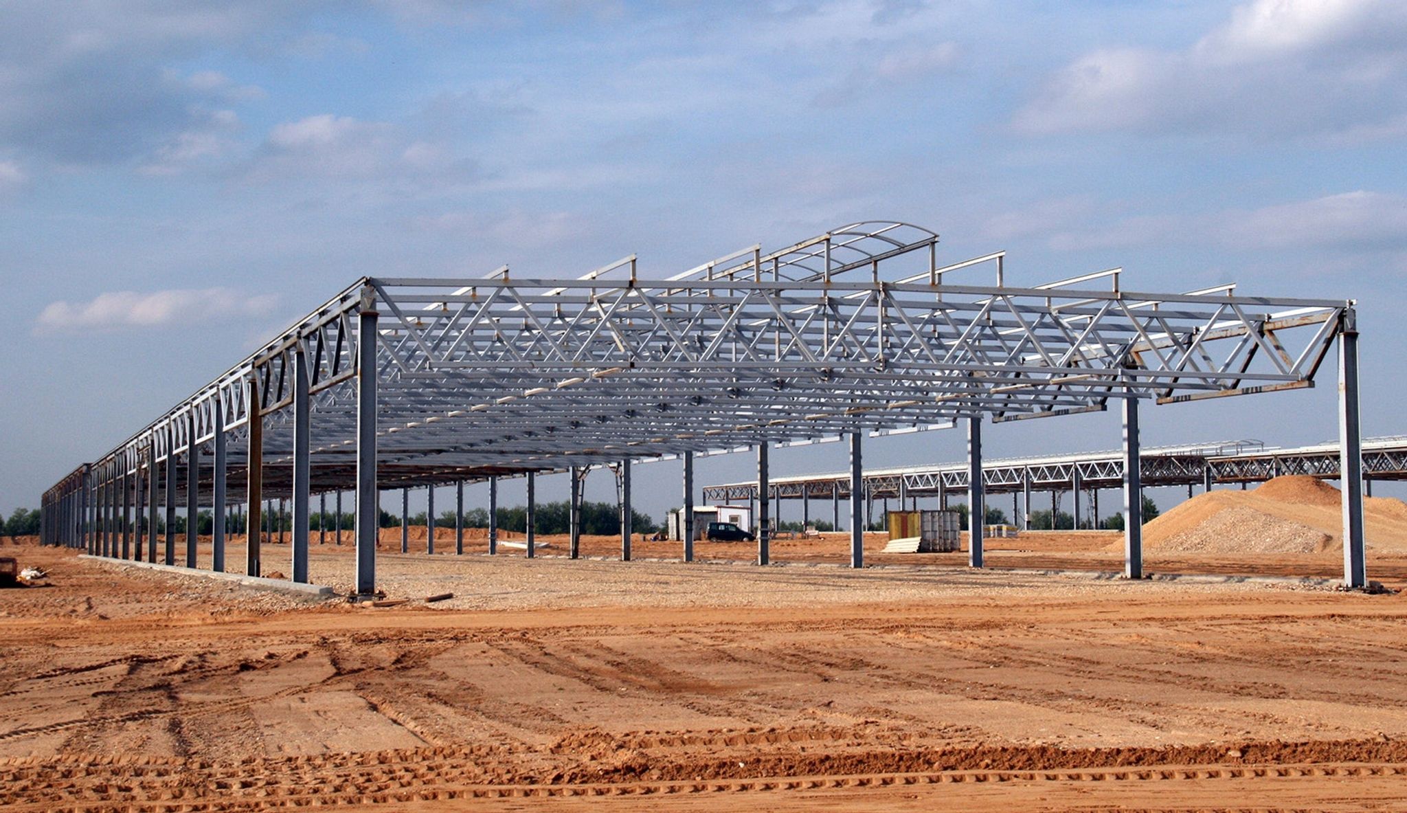 Большепролетные стальные конструкции для Республики Алтай: надежные решения для сложных условий
