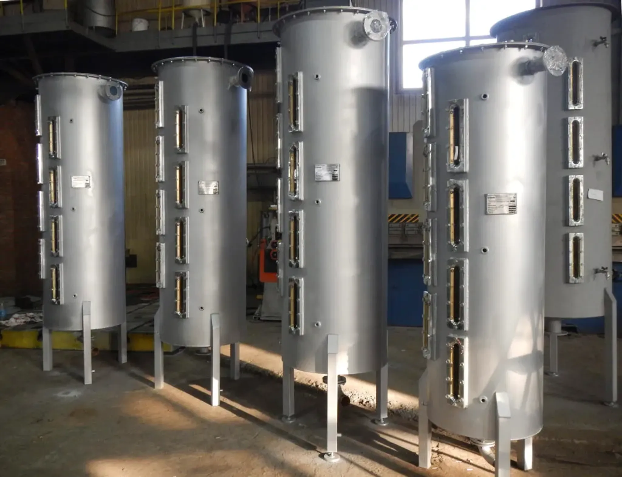 Бак-мерник для муки производство под ключ в Республике Северная Осетия — Алания: проектирование, поставка, монтаж