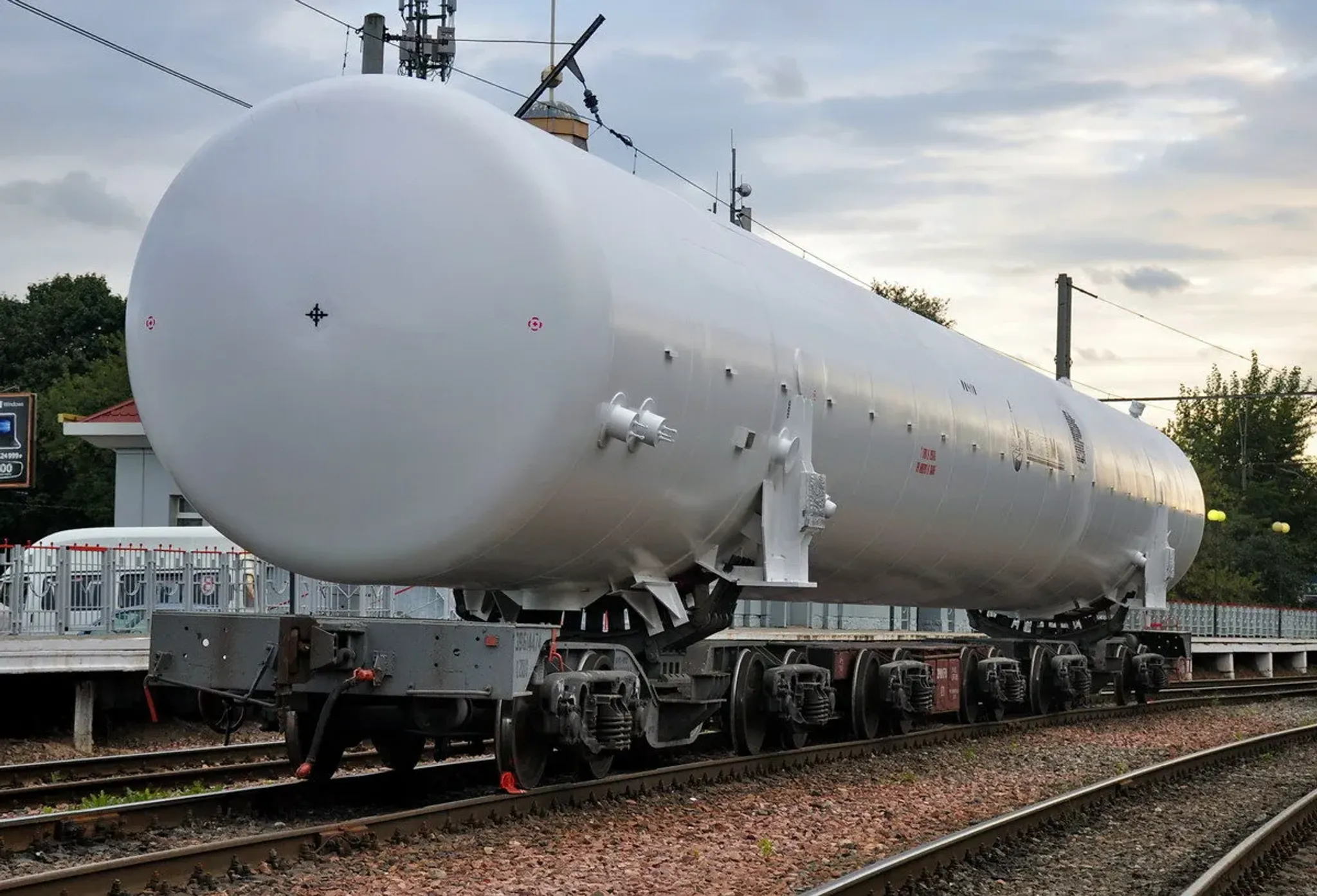 Емкости-ресиверы для хранения водорода производство. Проектирование, изготовление, поставка и монтаж в Республике Дагестан