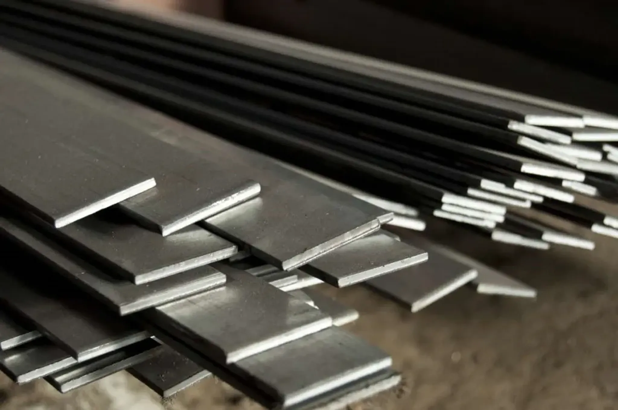 Полоса нержавеющая никельсодержащая 25х4