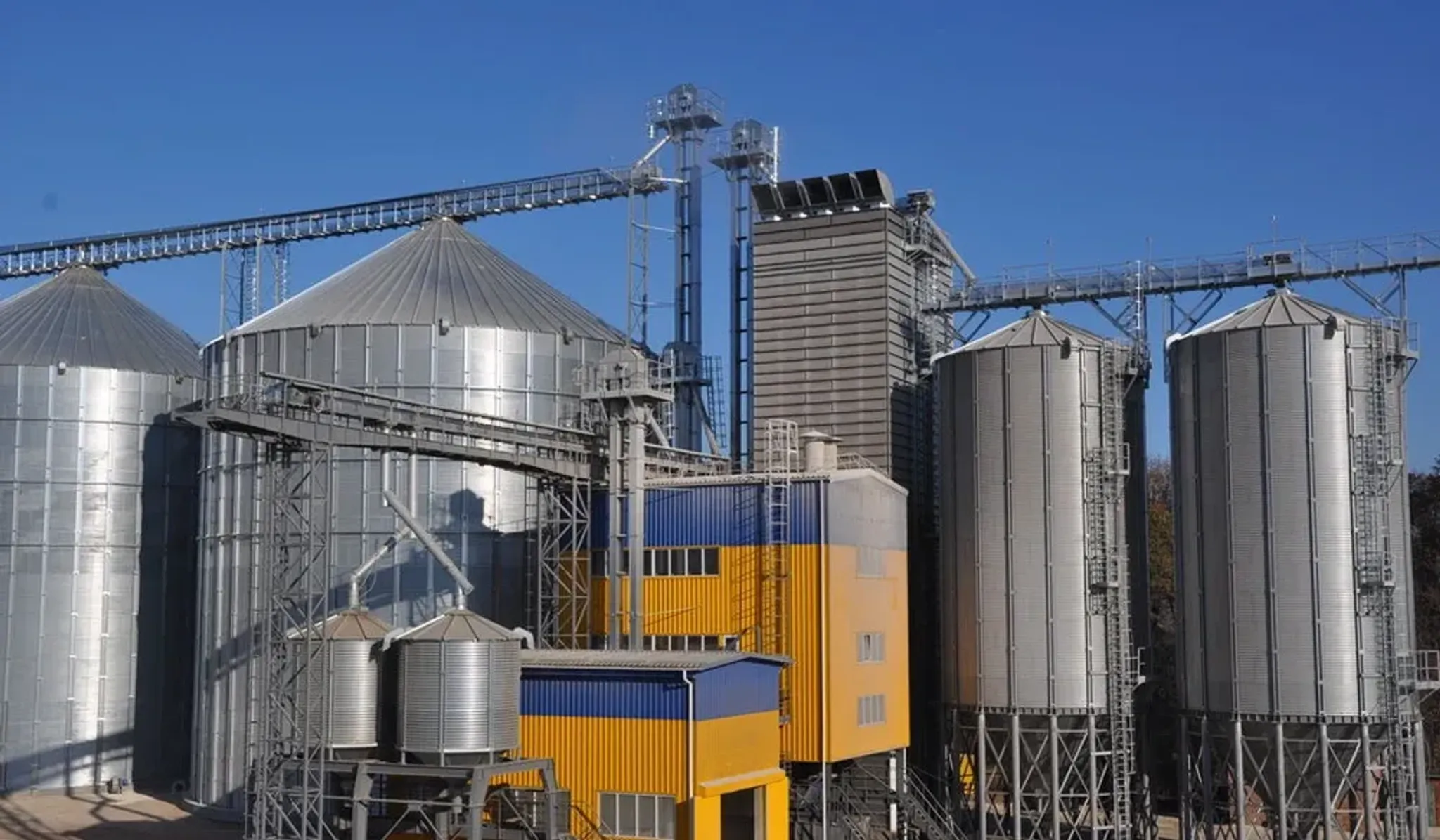 Проектирование и производство БАГВ-400 м³: надежные баки-аккумуляторы горячей воды для Ставропольского края