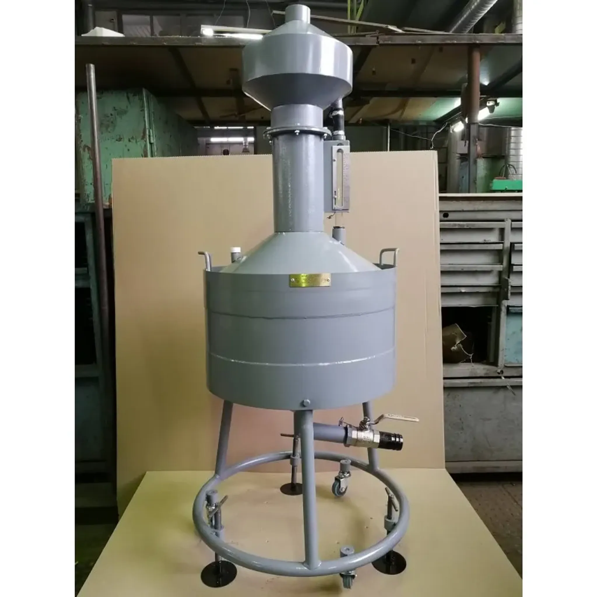 Баки-мерники для сыпучих веществ производство под ключ для Приморского края