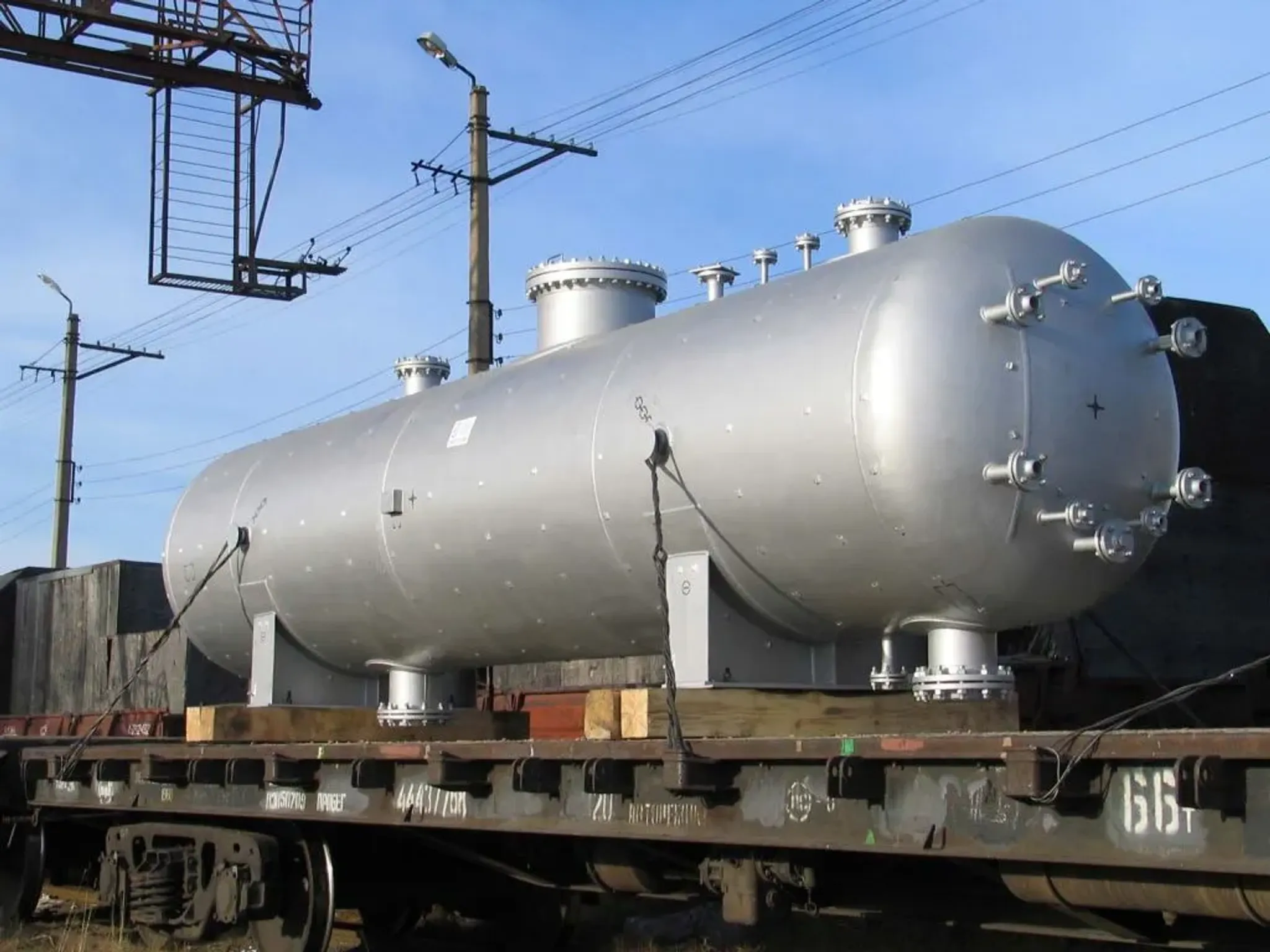 Отстойники воды типа ОВ: Проектирование, производство, поставка, монтаж и пуско-наладочные работы с гарантией для Республики Калмыкия