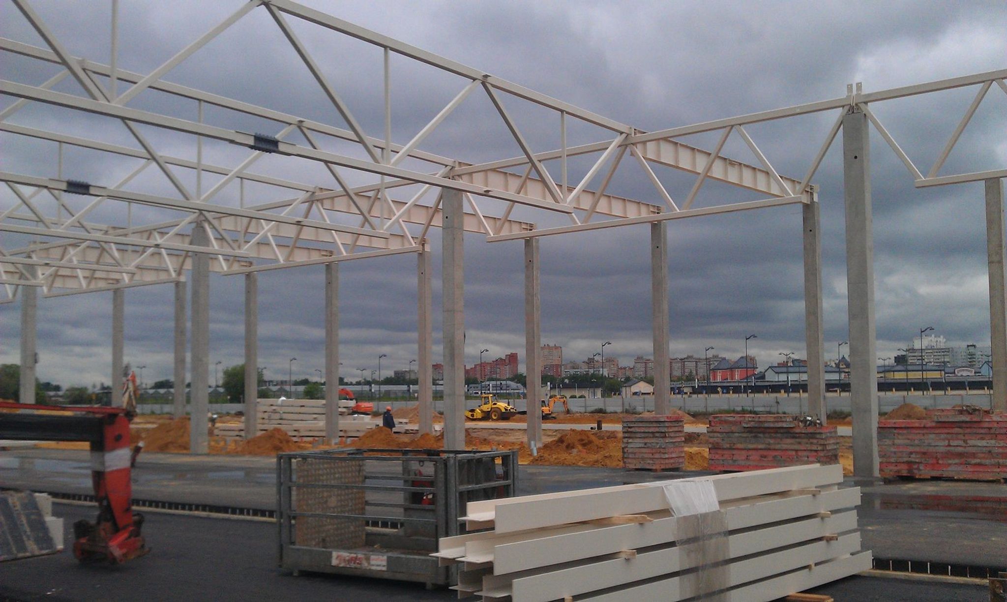 Металлические фермы для Новосибирской области: надежные конструкции для сурового климата