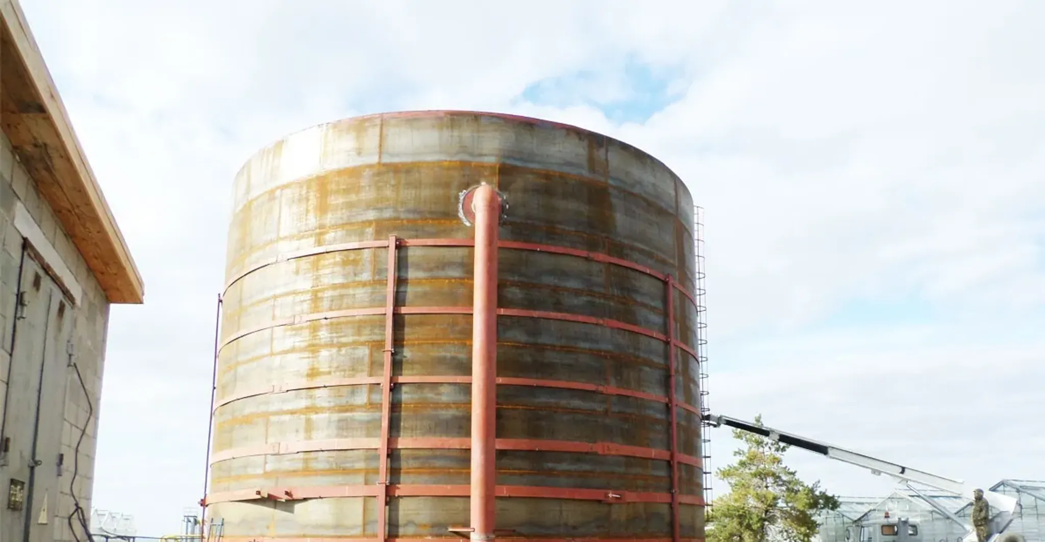 Баки-аккумуляторы горячей воды: Проектирование, производство, поставка, монтаж и пуско-наладочные работы с гарантией для Республики Калмыкия